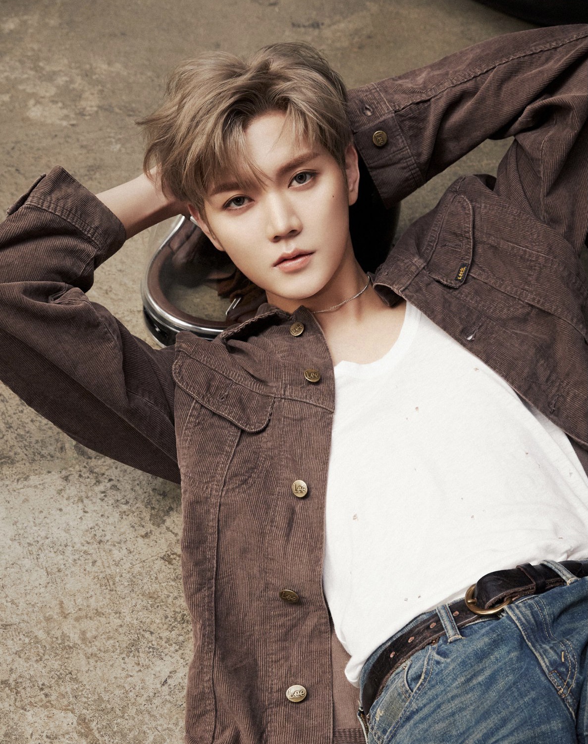 [잡담] 와진짜 과하다.. 입술피어싱+코피어싱+귀피어싱+투톤 | 인스티즈