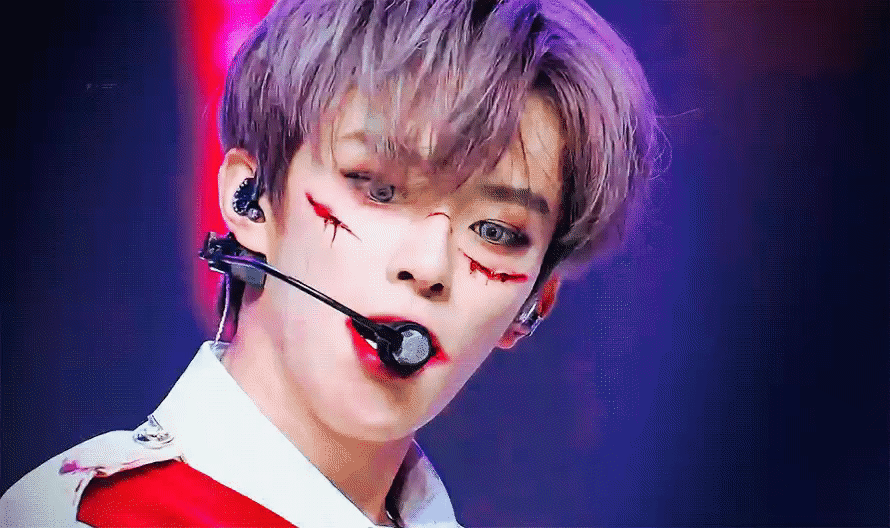 [잡담] 이 시간에 딱 보기 좋은 할로윈에 과몰입 하는 베리베리 무대 | 인스티즈