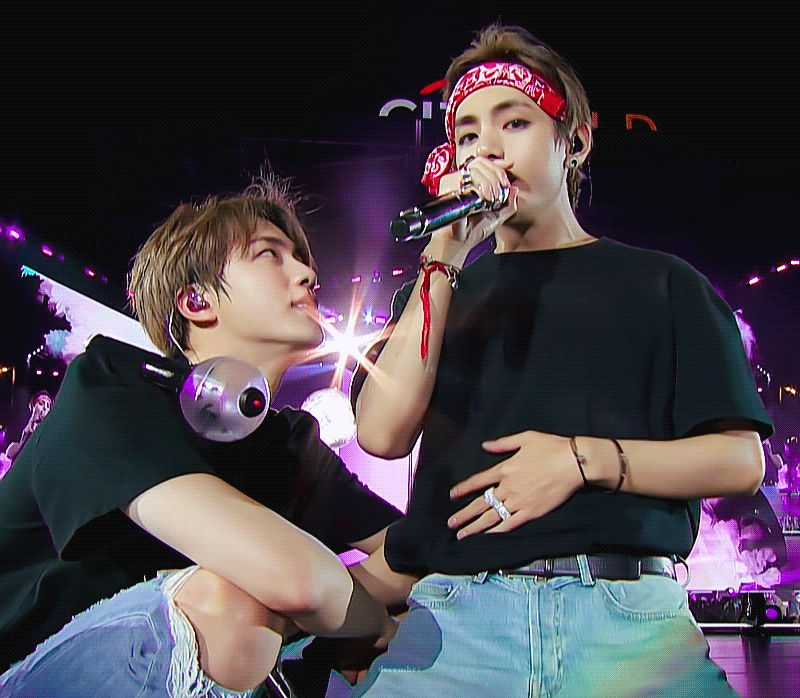 [잡담] 진이랑 뷔 비주얼 진짜.. | 인스티즈