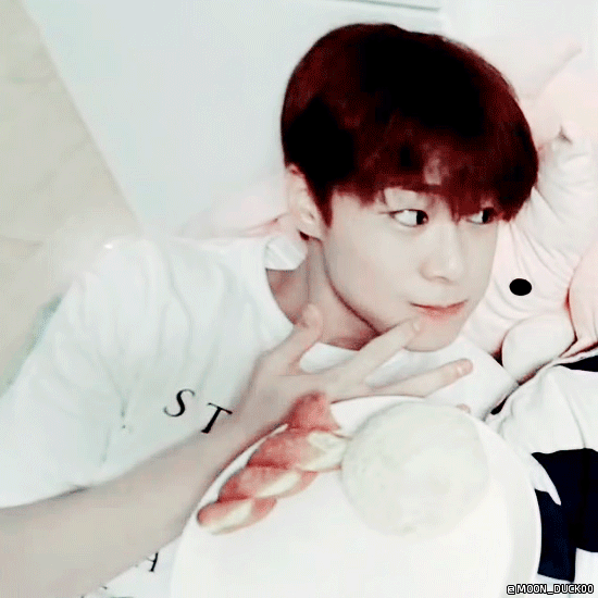 [잡담] 문빈 빵 사진 올리고 나는 절대 안먹는 빵 이래서 뭔소린가 했는데 | 인스티즈