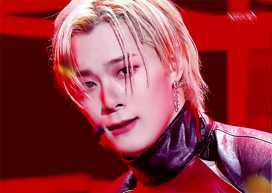 [잡담] 우리애 3일째 머리색이 맨날 달라...... | 인스티즈