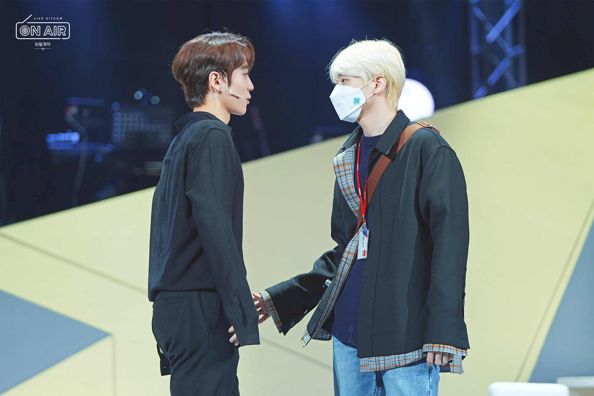 [잡담] 깨뉴들아 진짜 눈물나는 사람 나뿐이야..? | 인스티즈