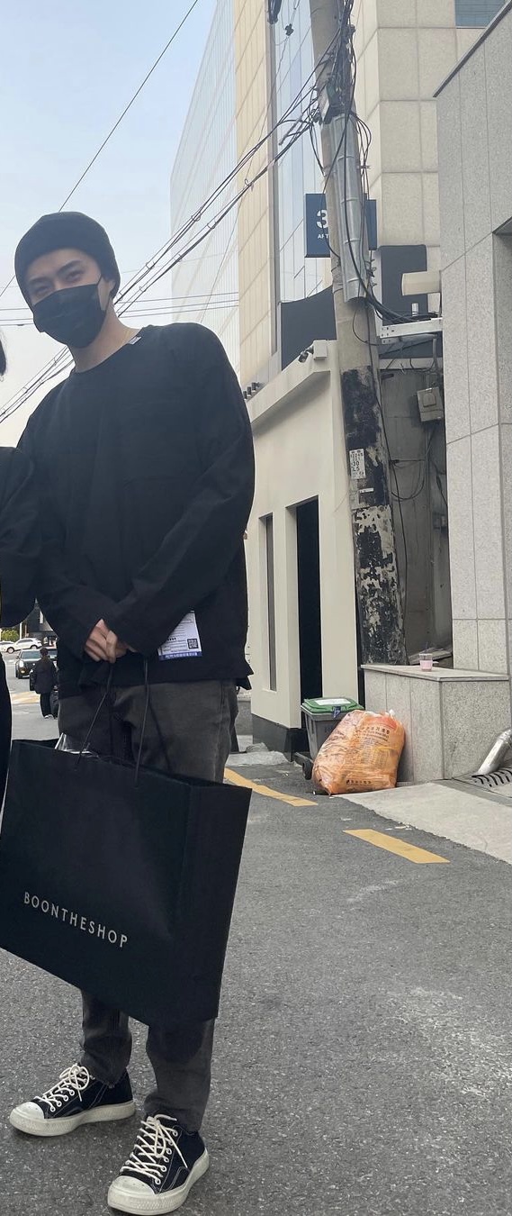 [잡담] 세훈아 너 진짜 연예인이구나... | 인스티즈