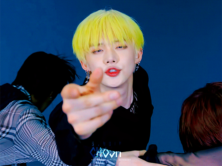 [잡담] 아 최연준 눈빛 진짜 구해주다가 나도 같이 나락으로 내려갈것 같아;, | 인스티즈