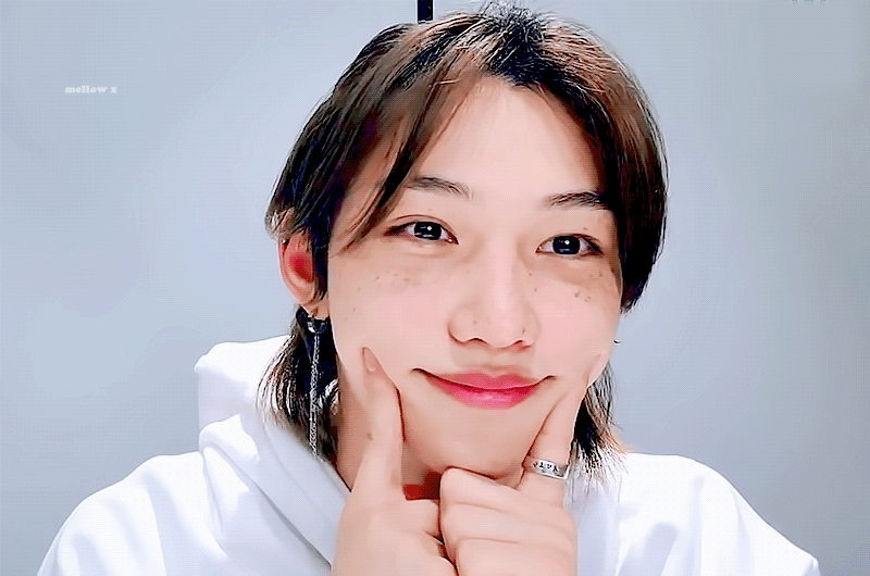 [잡담] 놀랍게도 다 같은 사람 맞음.. | 인스티즈