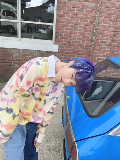 [잡담] 우리 베이시스트는,,섹시와는 거리가 멀어보입니다 | 인스티즈