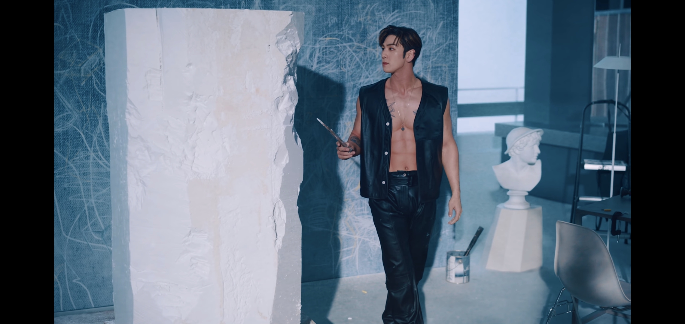 [잡담] 야 뉴이스트 벗었다; | 인스티즈