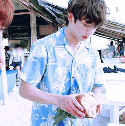 [잡담] 방탄 정국이 진짜 잘먹는데 이런애가 관리할땐 진짜 혹독하게 함.. | 인스티즈