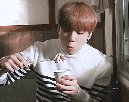 [잡담] 방탄 정국이 진짜 잘먹는데 이런애가 관리할땐 진짜 혹독하게 함.. | 인스티즈