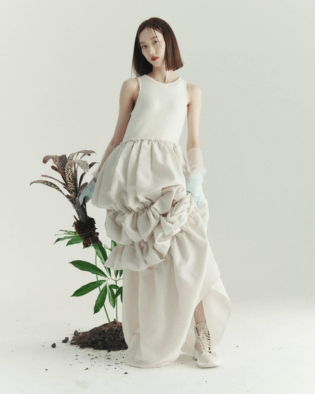 [잡담] 오 한지현 화보 B컷 예쁘다 | 인스티즈