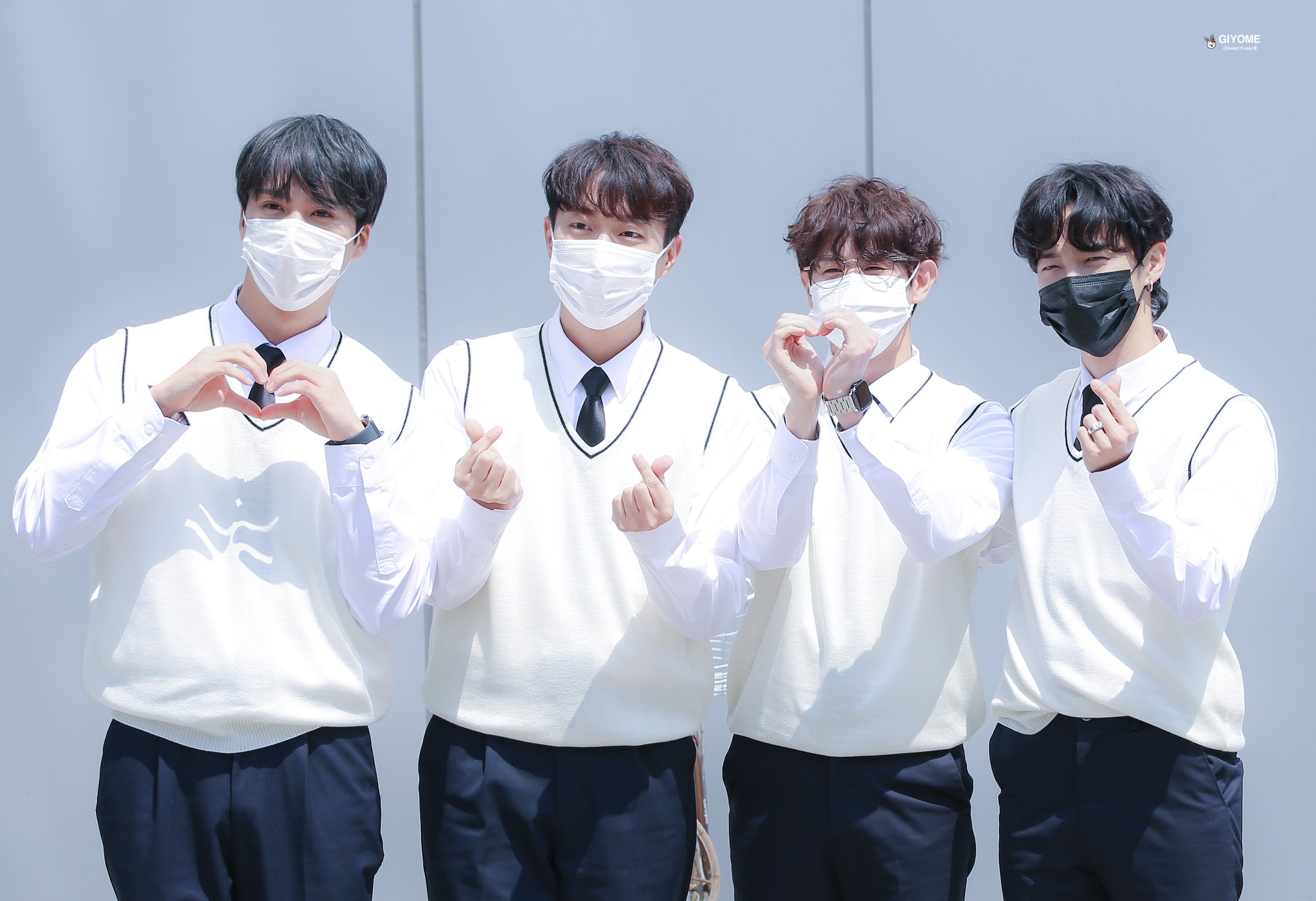 [잡담] 좀전에 뜬 하이라이트 아는형님 출근길 고화질 홈마 사진 | 인스티즈