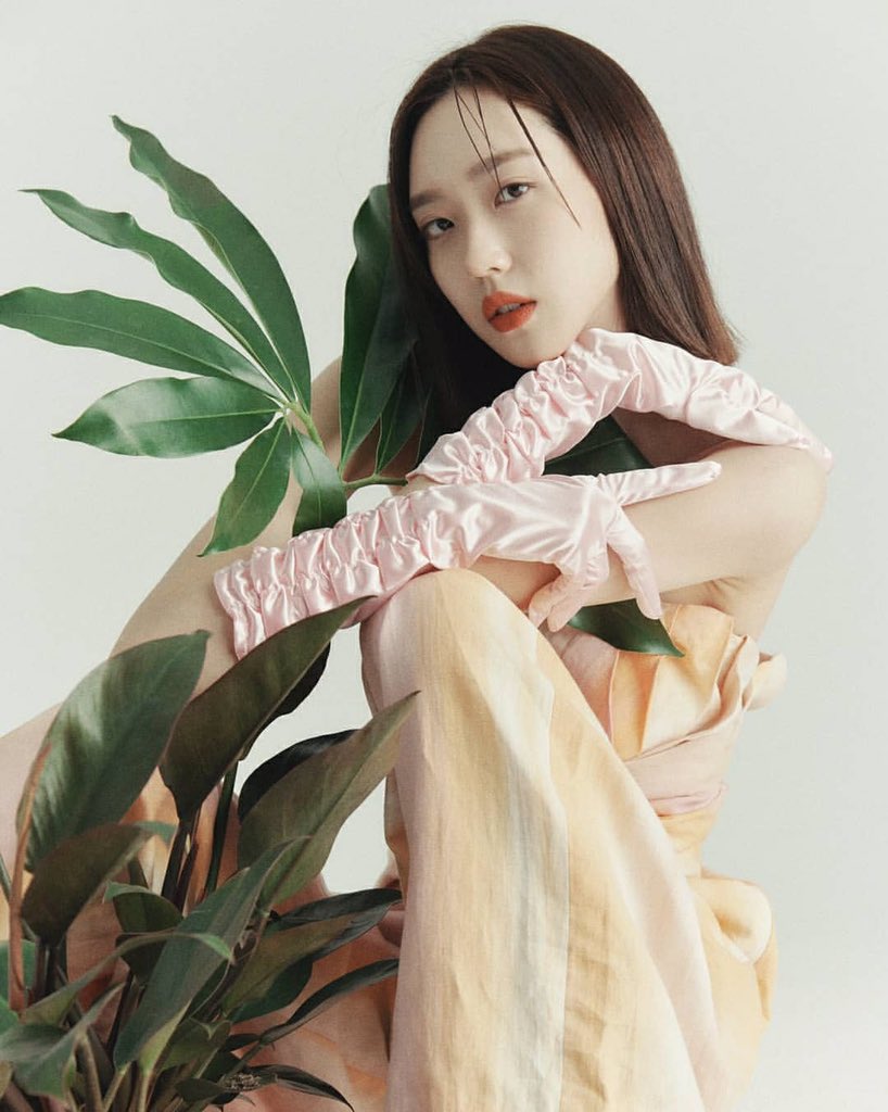 [잡담] 오 한지현 화보 B컷 예쁘다 | 인스티즈