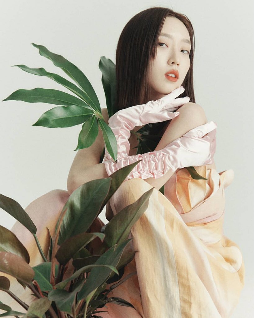 [잡담] 오 한지현 화보 B컷 예쁘다 | 인스티즈