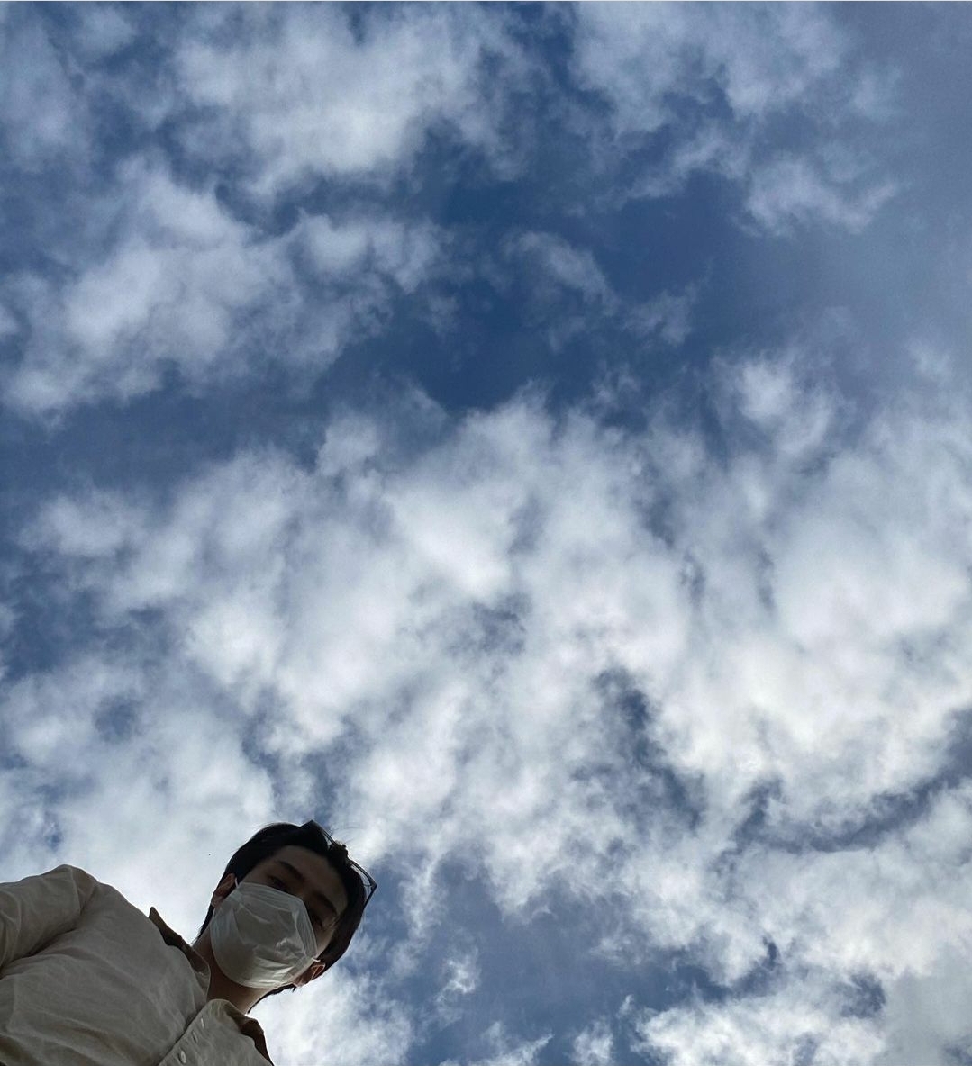 [잡담] 세훈이는 왜 사진을 이렇게 찍는거야? | 인스티즈