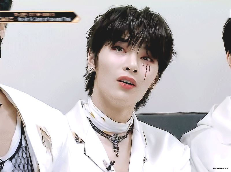 [잡담] 그.. 스키즈 아이엔은 킹덤무대 돈 내고 봐야할듯... | 인스티즈