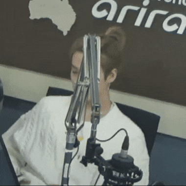 [잡담] 꽁지머리 얘만큼 잘어울리는 아이돌 없는거같음(ㅈㅇ김진환) | 인스티즈