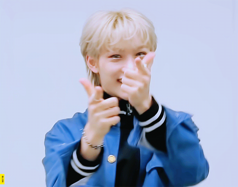 [잡담] 필릭스🖤🖤🖤💖💖💖💛💛💛 | 인스티즈