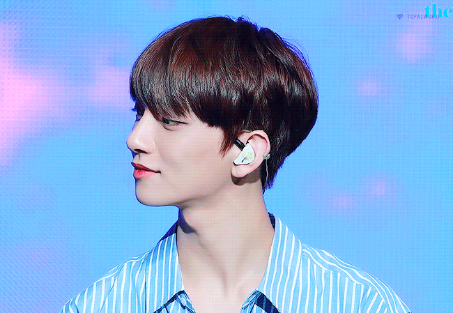 [잡담] 우리집 거실배 입꼬리가 예쁜 남돌 1위 | 인스티즈