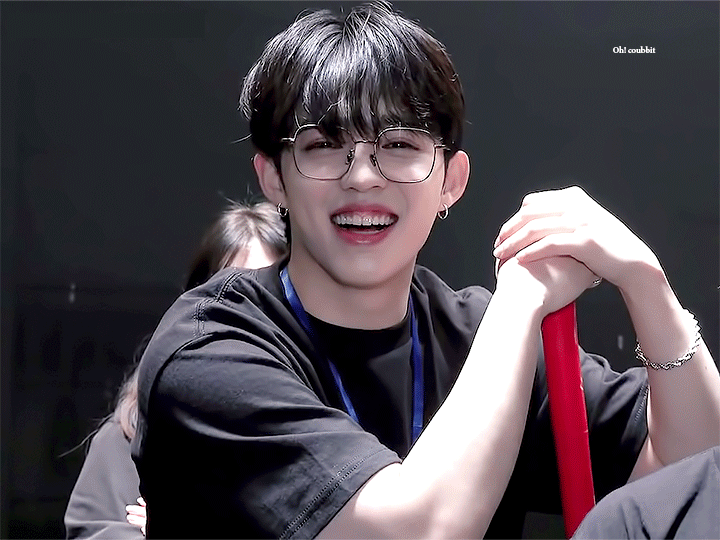 [잡담] 에스쿱스 고소사유: 결혼도 안해줄거면서 날보고 살짝 웃음 | 인스티즈