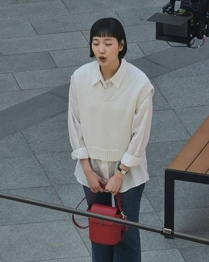 단발로 자른 '유미의 세포들' 김고은 인스타그램.jpg | 인스티즈