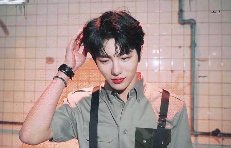 [잡담] 골차들아 막내 이거 한두달? 차이인거지? | 인스티즈