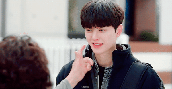 [잡담] 아이돌회사 캐스팅 제의를 더 많이 받았다는 배우 | 인스티즈