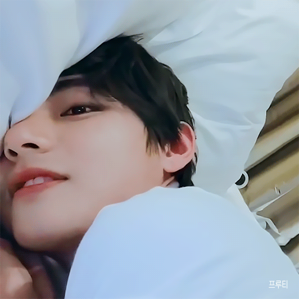 [잡담] 방탄 뷔 얼굴 | 인스티즈