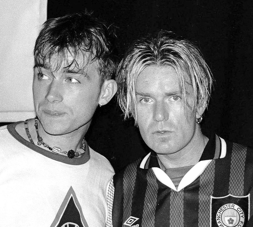 [잡담] 아니 진짜 너무 잘생겼지 않아? 아니 너무 잘생겼지 | 인스티즈