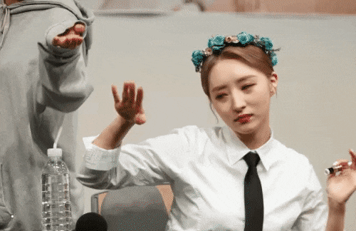 [잡담] 이언니들 왜이러는지 아시는분ㅋㅋㅋㅋㅋㅋㅋㅋㅠㅠㅠㅠㅠㅠㅠ | 인스티즈