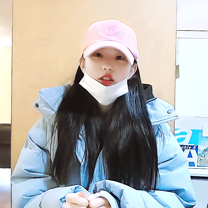 [잡담] 아니근데 장원영 너무 귀엽게생김.. | 인스티즈