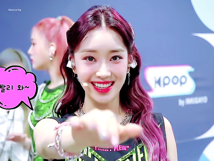 [잡담] 스테이씨 보라색 머리 걔 | 인스티즈