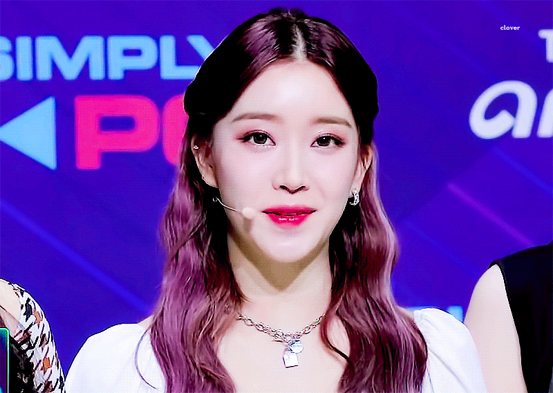 [잡담] 스테이씨 보라색 머리 걔 | 인스티즈