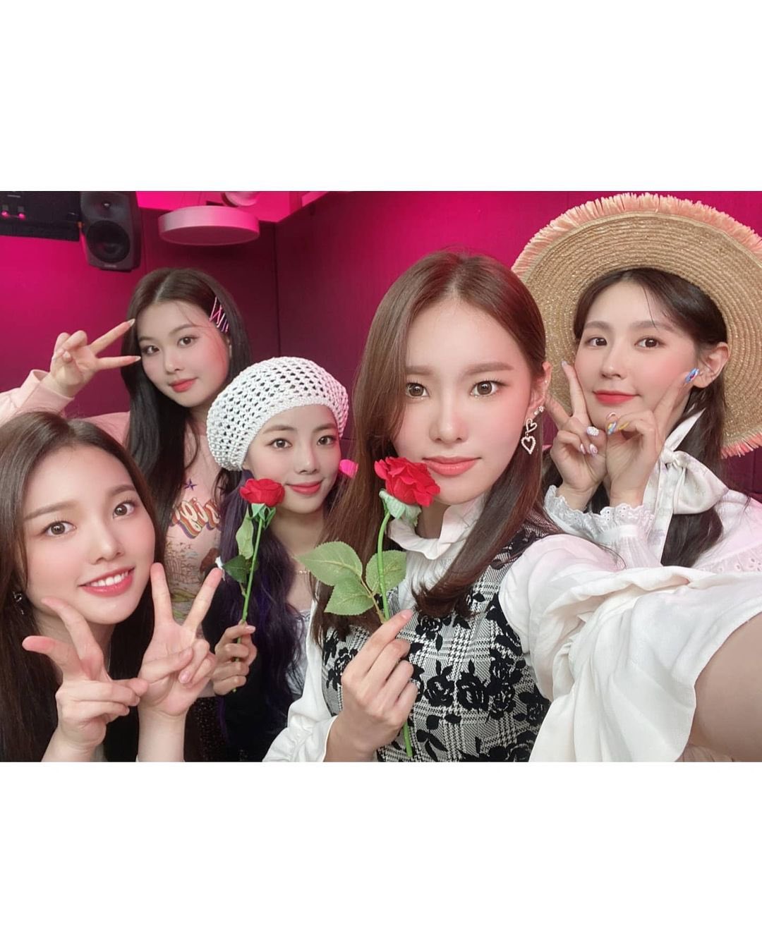 [잡담] 위클리랑 퍼플키스 팬분들!!미연이가 사진 올려줬어여!! | 인스티즈