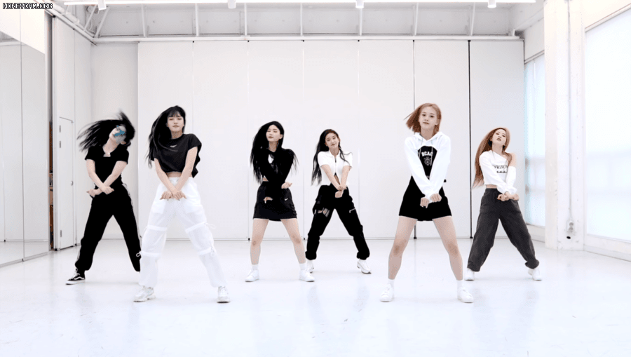 [잡담] 스테이씨 꾹꾹이춤 바로 다음에 | 인스티즈