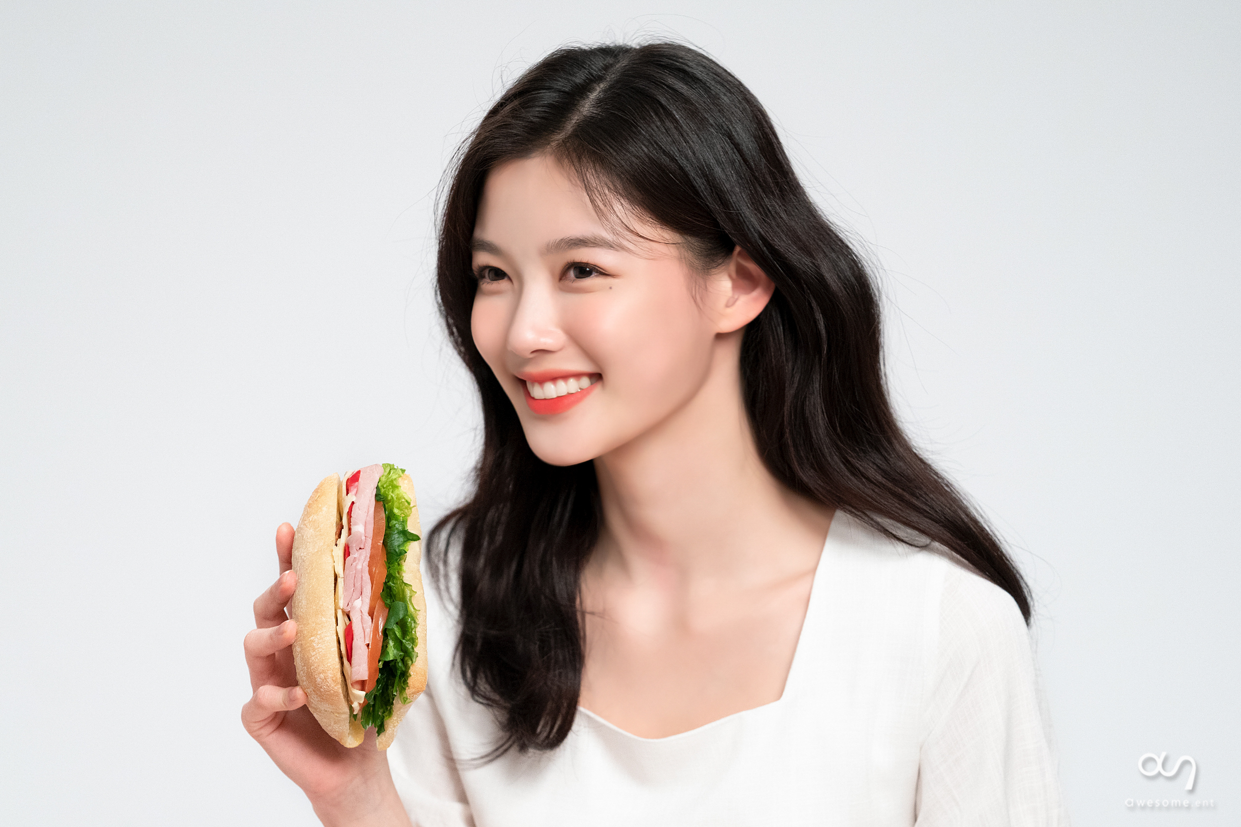 [잡담] 김유정 오늘 뜬 얼굴 진짜 미쳤냐고 | 인스티즈