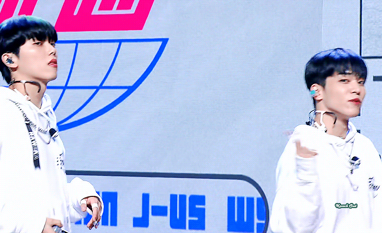 [잡담] 마이크 돌리는 박민균 | 인스티즈