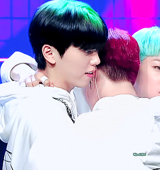 [잡담] 앞머리 깻잎머리말고 진짜 리얼 깻잎머리! (ㅈㅇ 온앤오프 엠케이) | 인스티즈