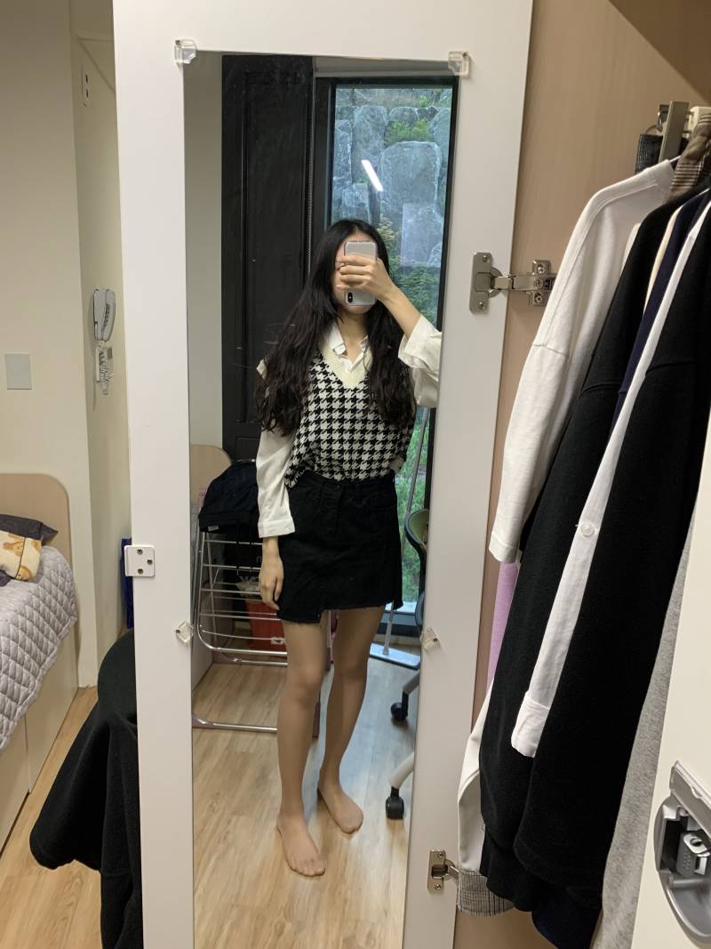 새내기 미팅룩 봐줄사람.... 급함ㅠㅠㅠㅠㅠㅠㅠㅠㅠㅠㅠㅠㅠ - 인스티즈(instiz) 익명잡담 새내기 미팅룩... 