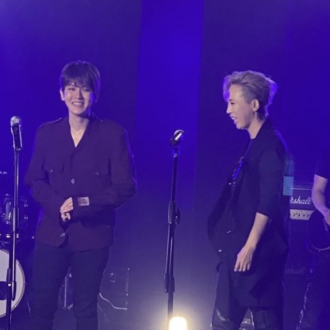 [잡담] 백현이 저렇게 대선배님과 웃으며 작업하는거 진짜 좋아 ㅠㅠ | 인스티즈