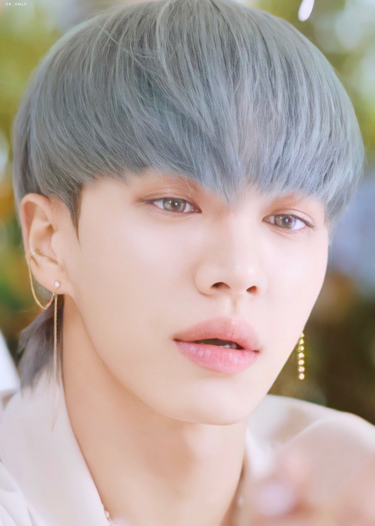 [잡담] 이기광 얼굴 미쳤다 입대 전에도 어나더 미모 였는데 지금은 유니콘된것 같음 | 인스티즈