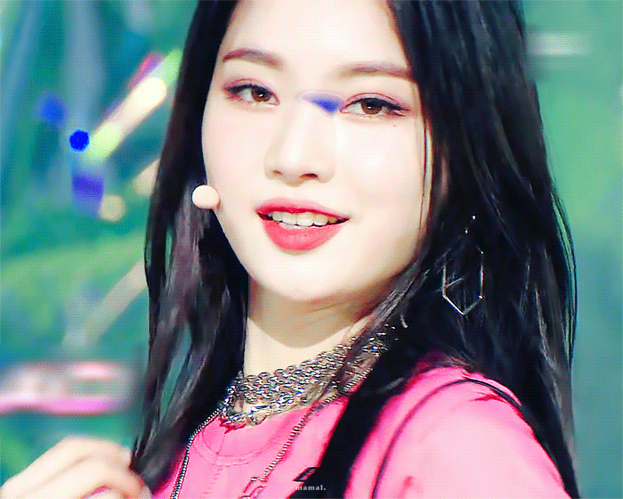 [잡담] 아이사는 어떻게 이렇게 귀여우면서 예쁠 수 있을까? | 인스티즈