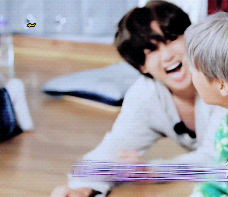 [잡담] 남친이 시도때도 없이 애교부리는데 어캄 | 인스티즈