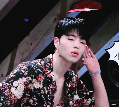 [잡담] 와 이런 얼굴 한번 잘생겨보이면 답 없다진짜 ㅋㅋㅋㅋㅋㅋㅋㅋㅋ | 인스티즈