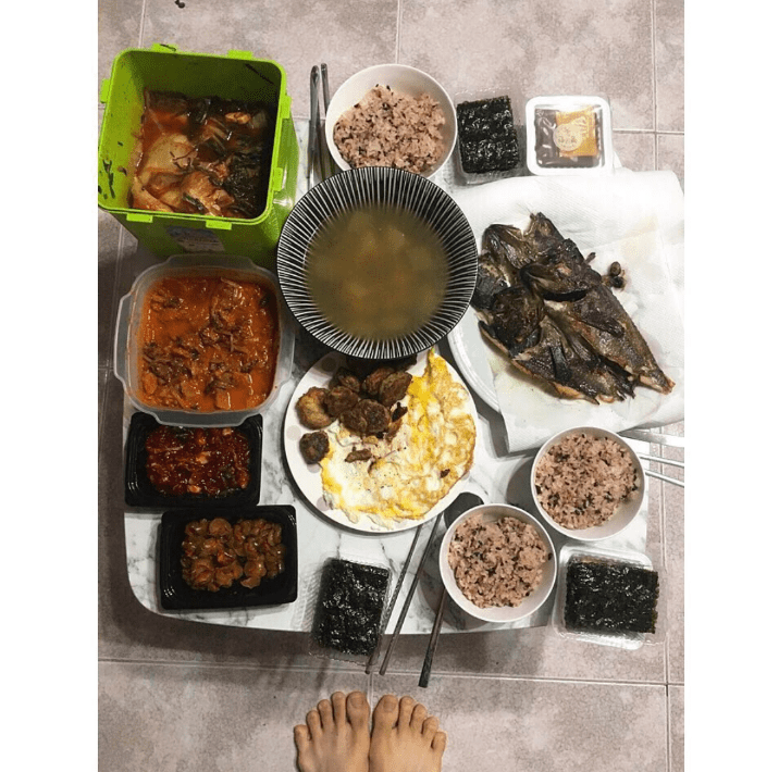 [잡담] 내기준 진짜 집밥st 요리 잘하는 아이돌인듯 | 인스티즈