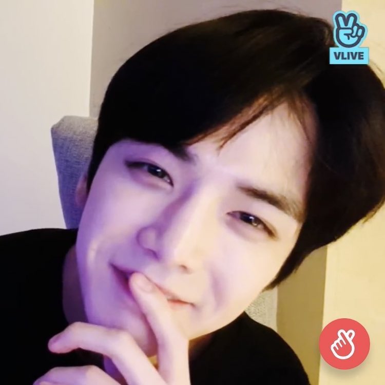 [잡담] 갤러리에 있는 잘생긴 남자사진을 보여주는 글 | 인스티즈