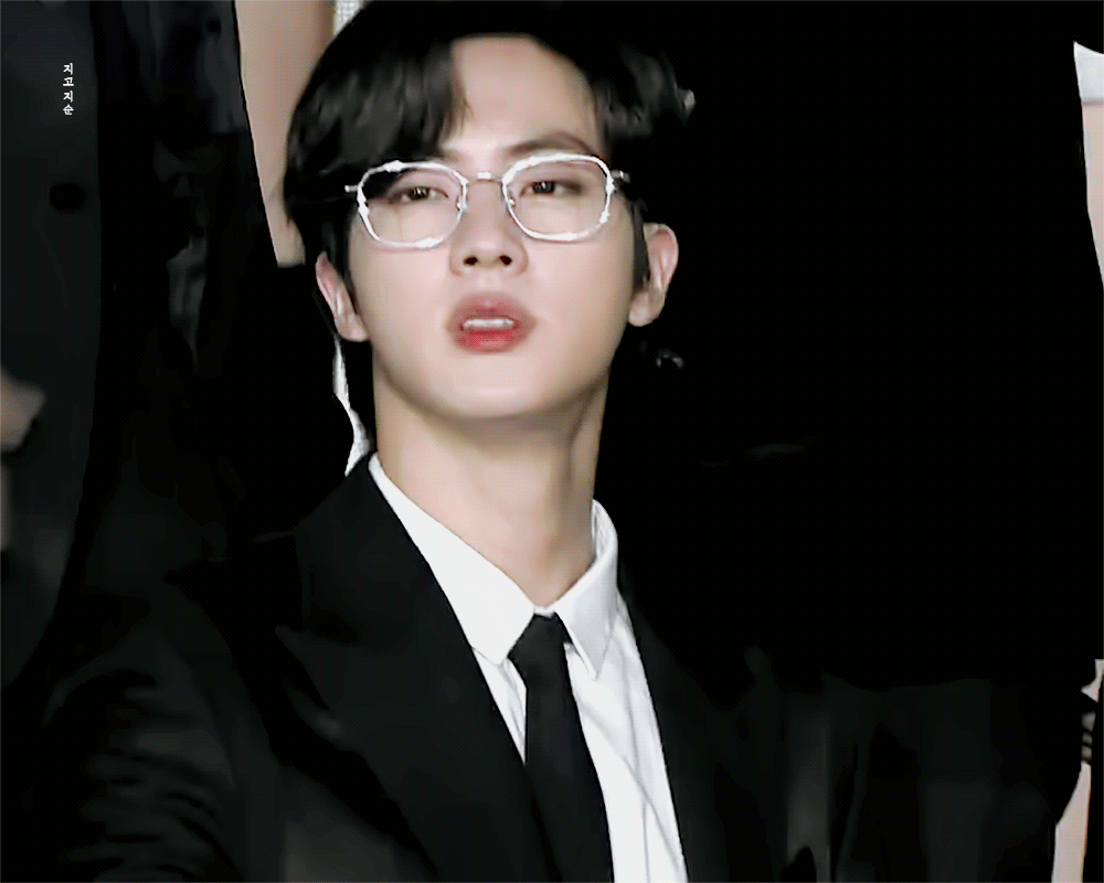 [잡담] 방탄 진 안경 쓸 때마다 착잡해짐... | 인스티즈