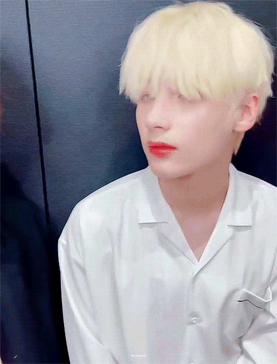 [잡담] 투바투 휴닝카이 금발에 고글이라니 미쳤어 | 인스티즈