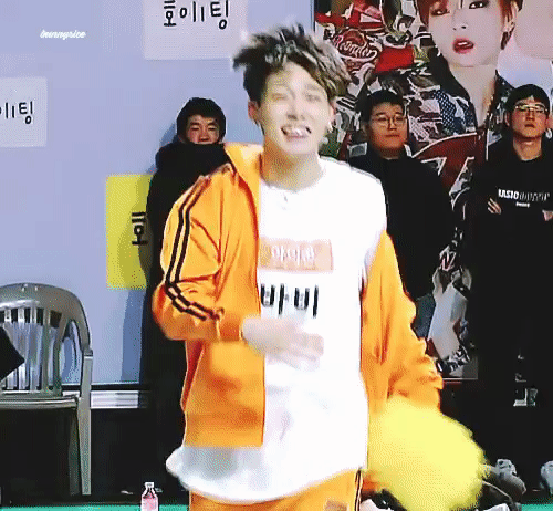 [OnAir] 바비 무대 끝나고 선우랑 휘영 궁디 팡팡해주는거봐ㅠㅠㅠㅠ | 인스티즈