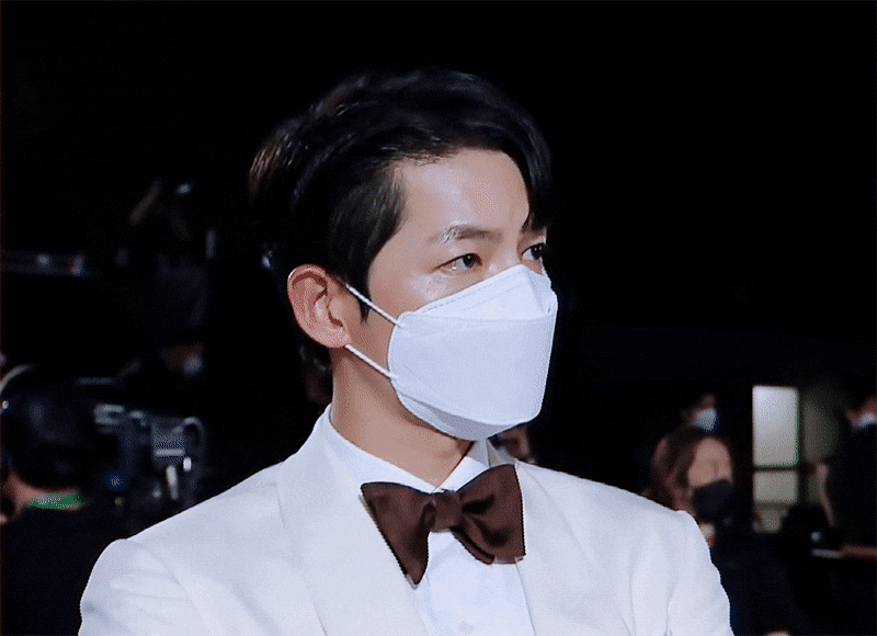 [잡담] 워우.. 백상에서 송중기 얼빡잡혔을때래.. | 인스티즈