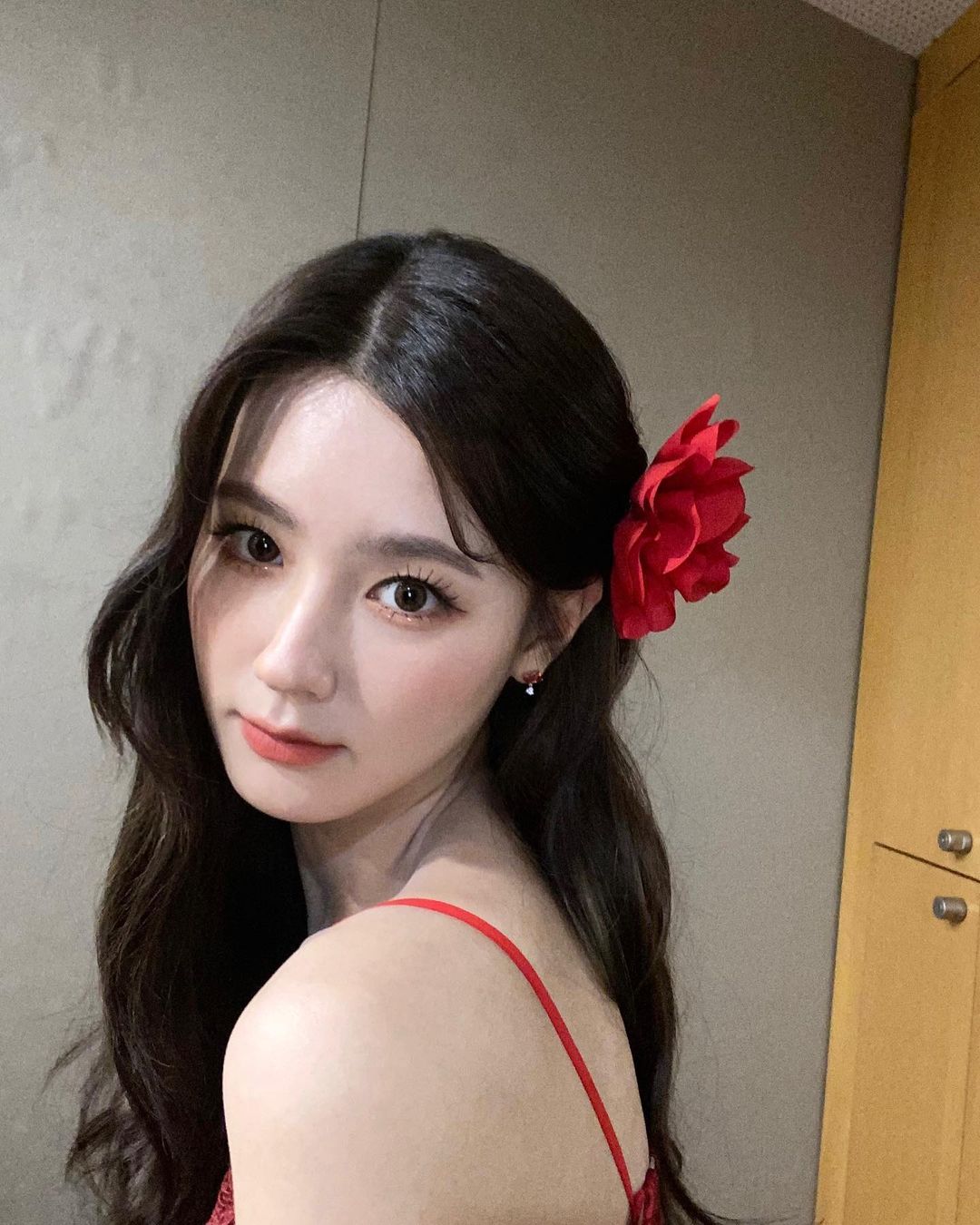 [잡담] 조미연 인스타 만들고 올린 사진들이 다 기본캠이라는게 | 인스티즈